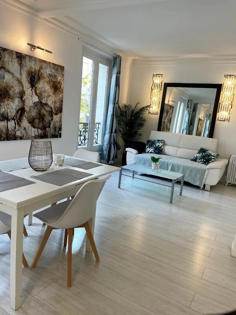 Appartement 75017 Proche Parc Monceau París Apartamento
